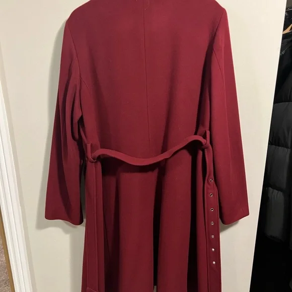 Burberry Size 14 - Women's Deep Red or Burgundy Wool/Cashmere Coat